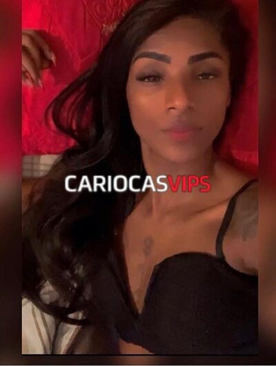 Maia Salles - Garota de programa em Centro